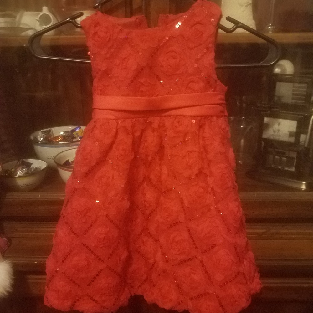 Girls dress